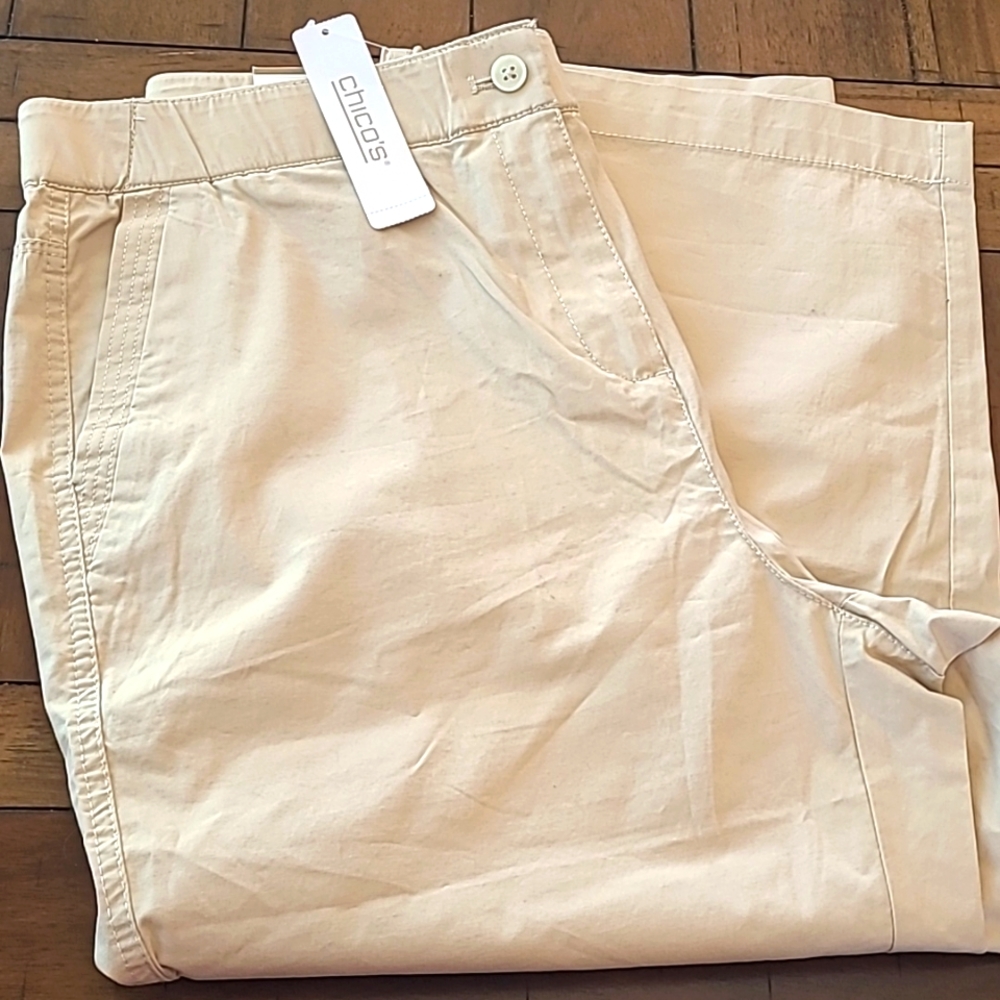 Chico's Cream Capris